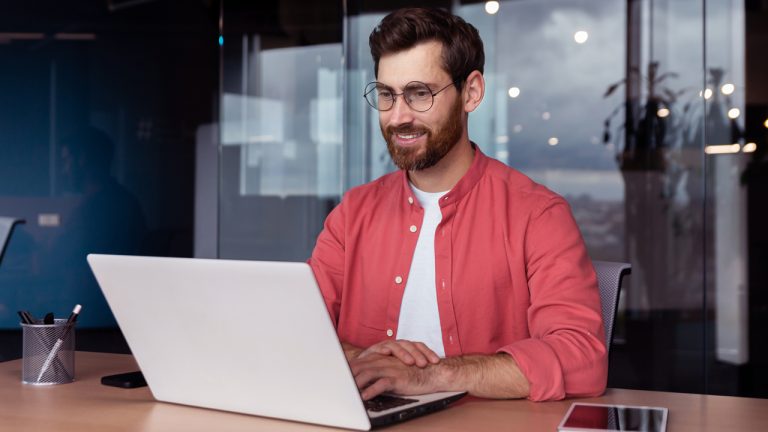 Top 8 Legacy Modernization Approaches to Transform Legacy Systems