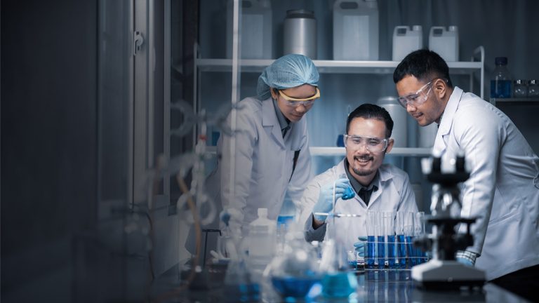 Generative AI in Life Sciences: From Drug Discovery to Personalized Medicine